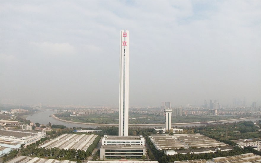 广州日立电梯塔丨楼体发光字白天效果