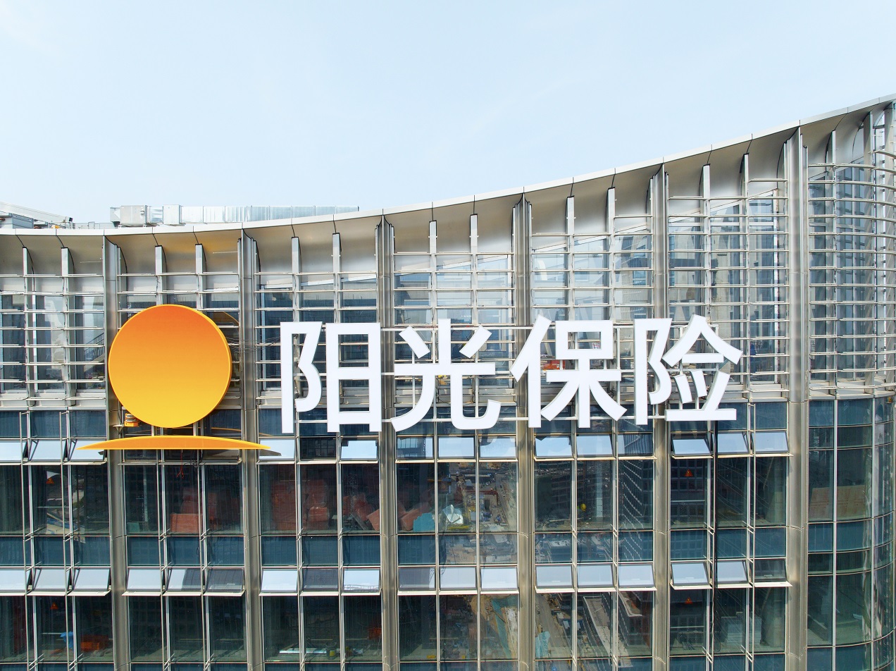 定制高空楼顶发光字要注意什么？